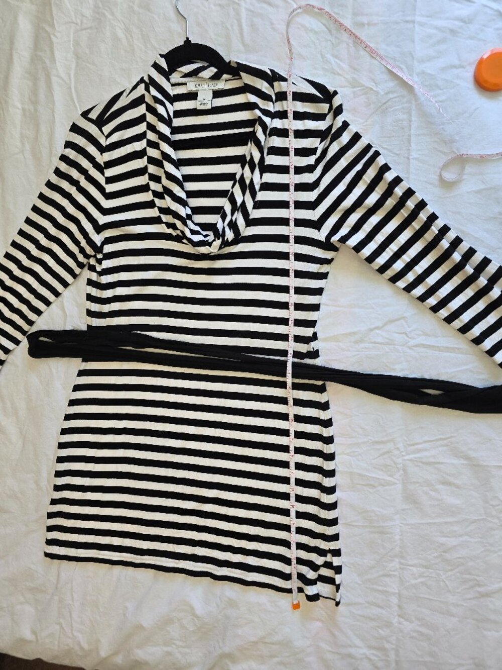 White House Black Market Tunic Top – Black & White – Size Medium